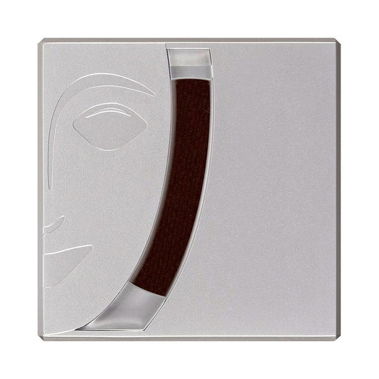 Delineador en pastilla Brown